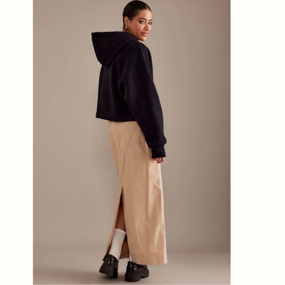NWT Anthropologie Maeve Magic Fabric The Colette Maxi Skirt, XS 🟥